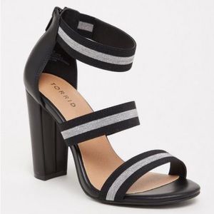 NWT | Torrid | Black and Metallic Three Strap Taper Heel | Size 9W